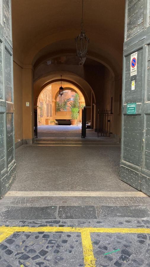 In The Rome'S Soul Close To Navona Square Εξωτερικό φωτογραφία